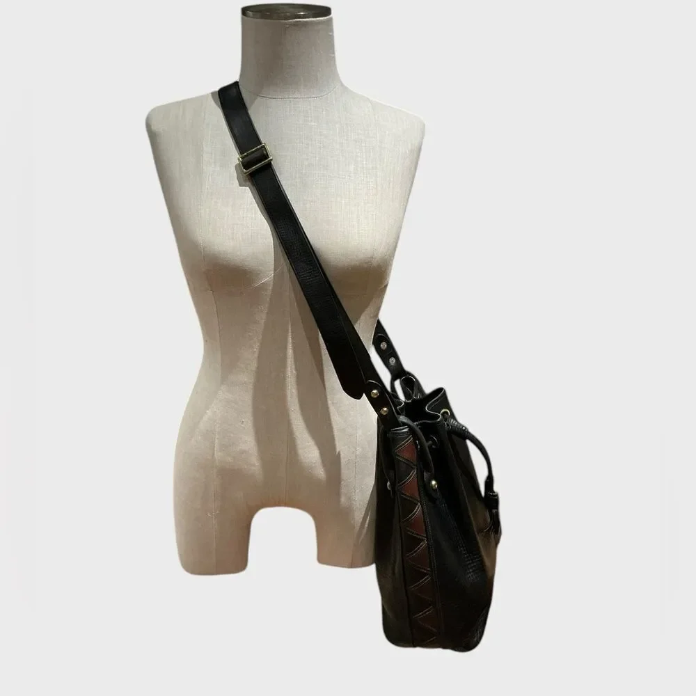 Vintage Dooney & Bourke USA Leather Feed Bag Drawstring Shoulder Purse Black